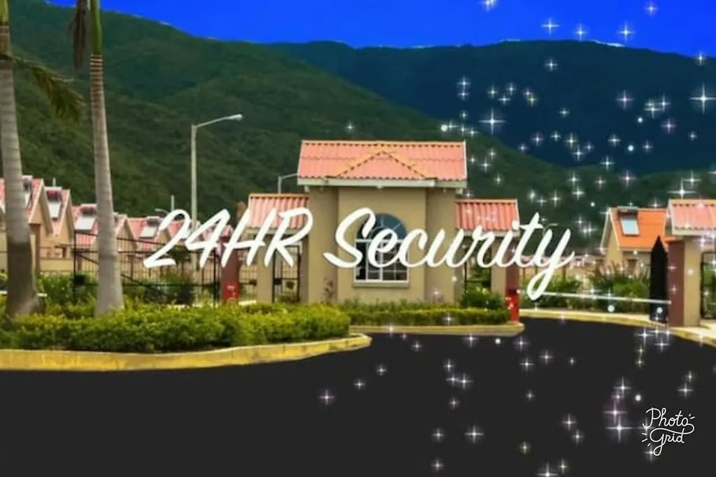 Caymanas Estate Beautiful Three Bedroom House Spanish Town Tatil Evi
