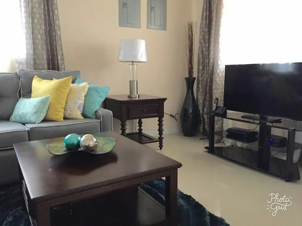Caymanas Estate Beautiful Three Bedroom House Spanish Town